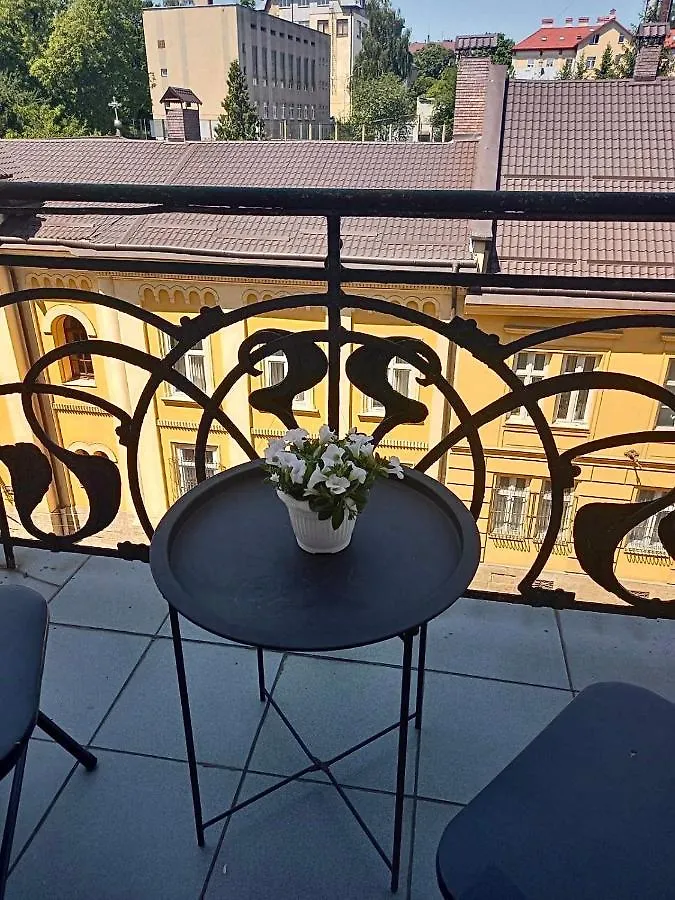Dimitris Apartment Львов